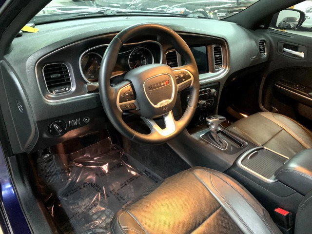 Used 2017 Dodge Charger SXT w/ Plus Group image 13