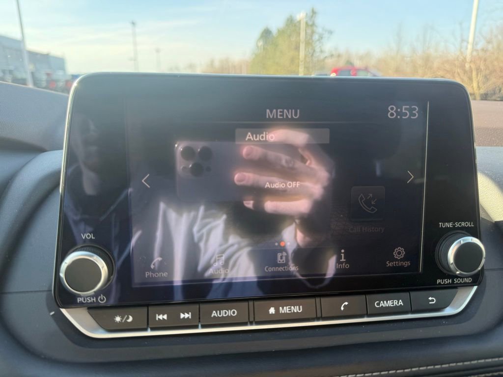 Used 2023 Nissan Rogue S AWD/4WD image 19
