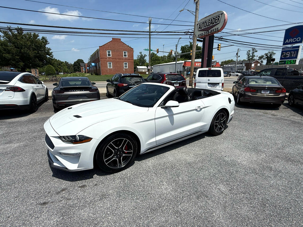 Used 2019 Ford Mustang Premium image 24