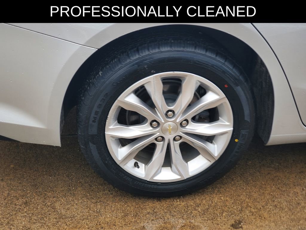 Used 2020 Chevrolet Malibu LT image 5