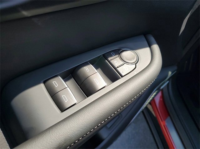 New 2025 Buick Enclave Sport Touring w/ Super Cruise Package image 9