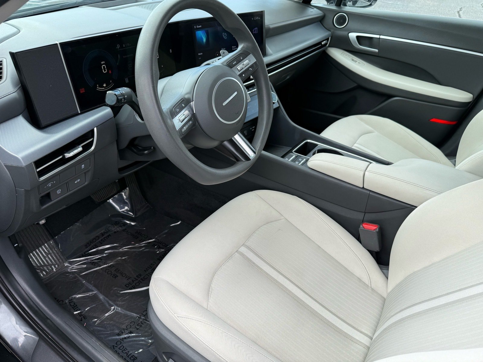 Used 2025 Hyundai Sonata SEL FWD image 12