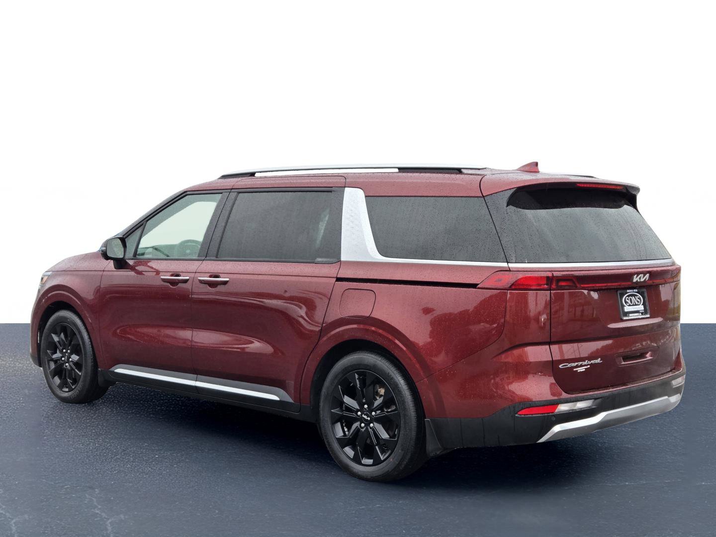 Used 2022 Kia Carnival SX image 11