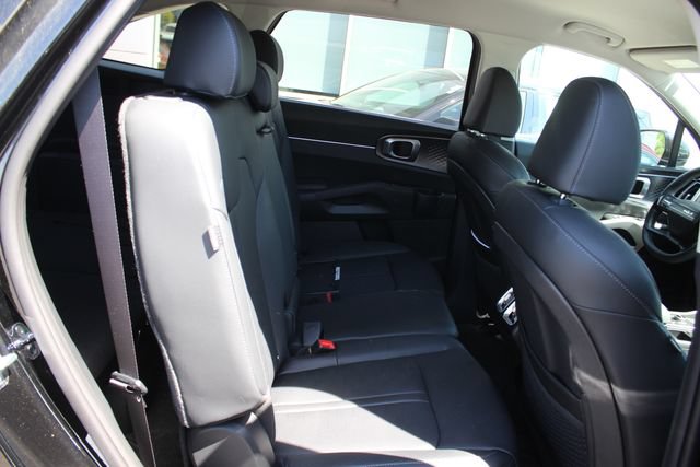 Used 2026 Kia Sorento EX AWD/4WD image 32