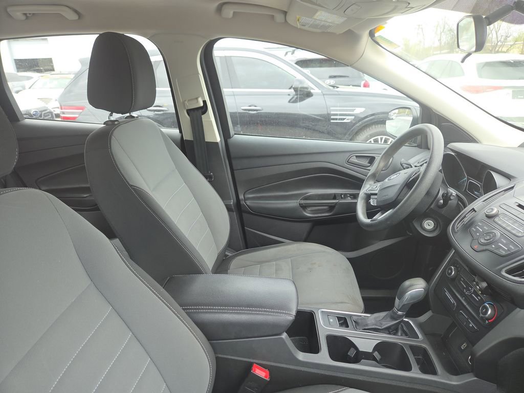 Used 2017 Ford Escape S image 11