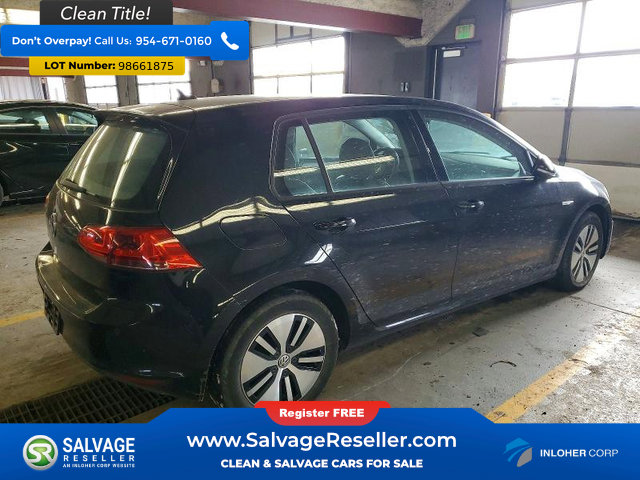 Used 2015 Volkswagen e-Golf SEL Premium image 4