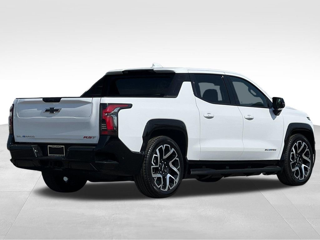 Used 2025 Chevrolet Silverado EV RST AWD/4WD image 5