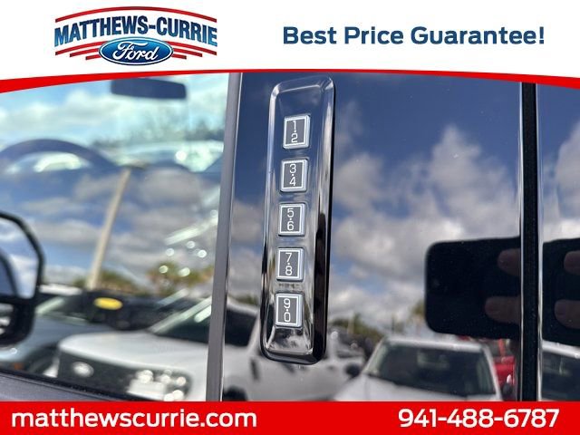 New 2026 Ford F250 Lariat w/ Black Appearance Package image 9