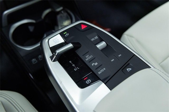 New 2026 BMW X1 xDrive28i w/ Convenience Package image 21