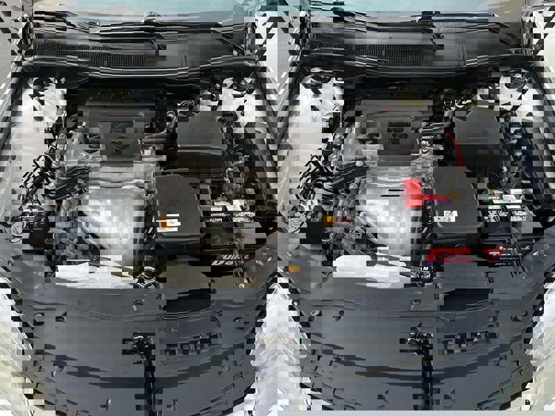 Used 2017 Toyota Camry SE image 38