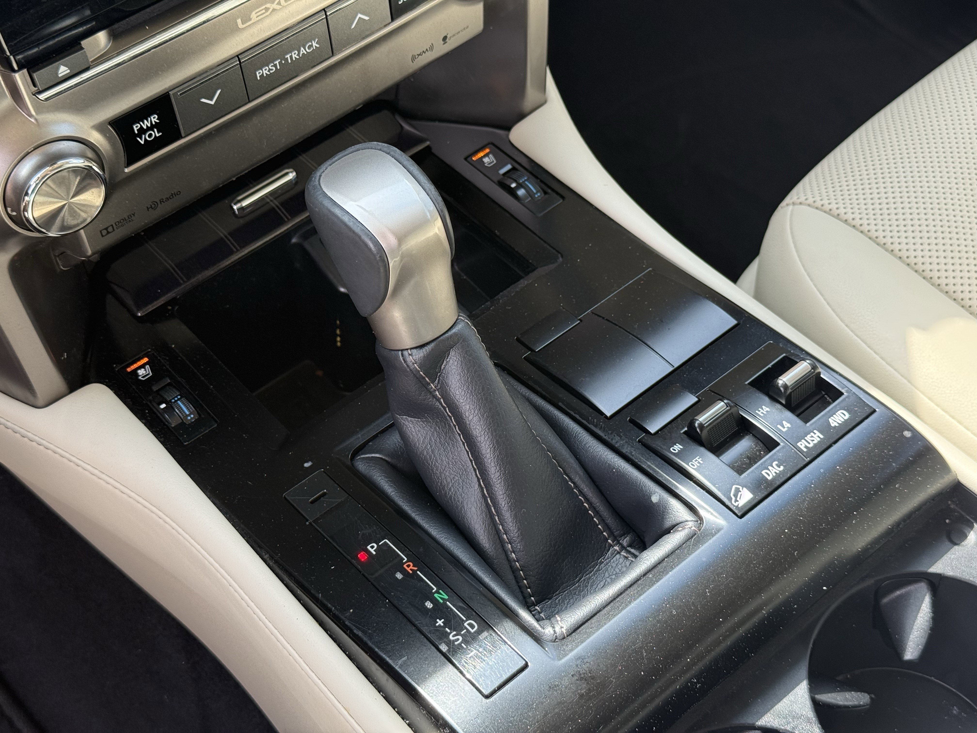 Used 2020 Lexus GX 460 Premium AWD/4WD image 23