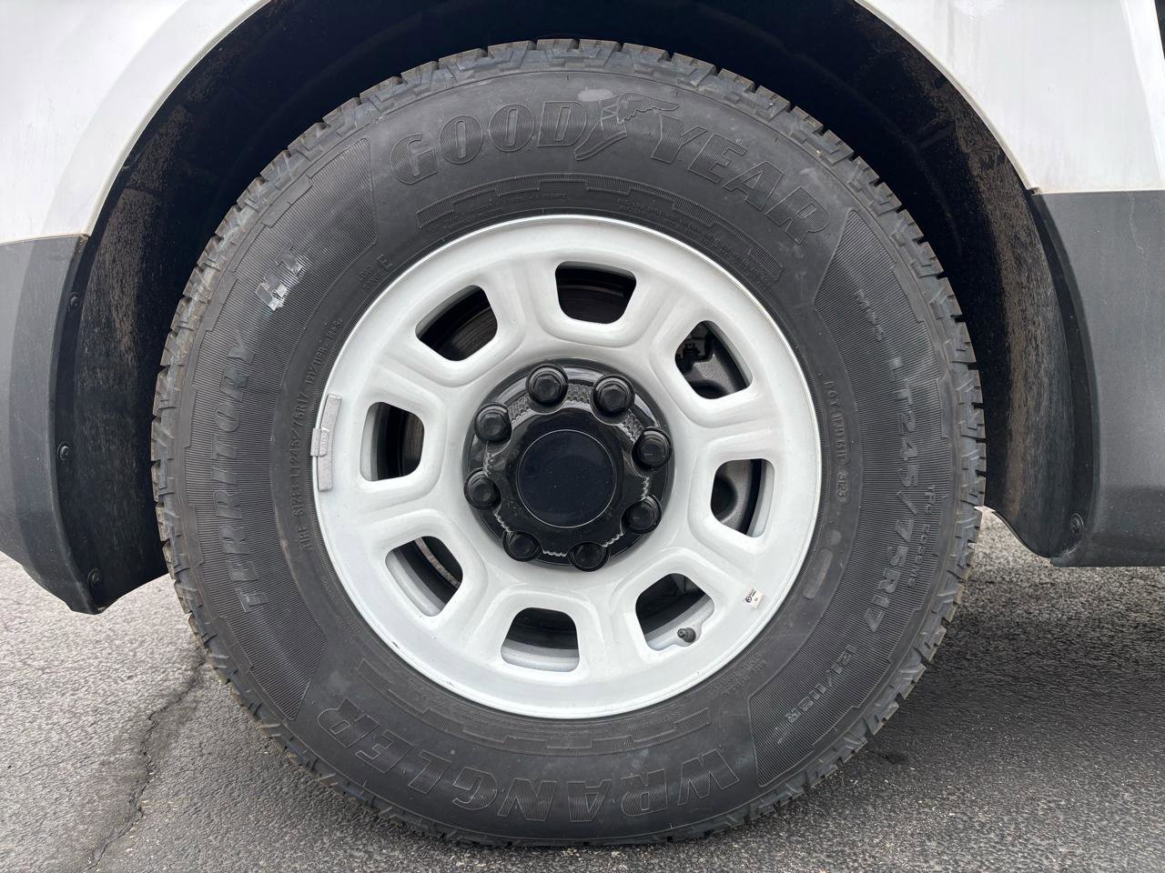 Used 2024 Chevrolet Brightdrop 600 w/ Commercial Equipment Package AWD/4WD image 33
