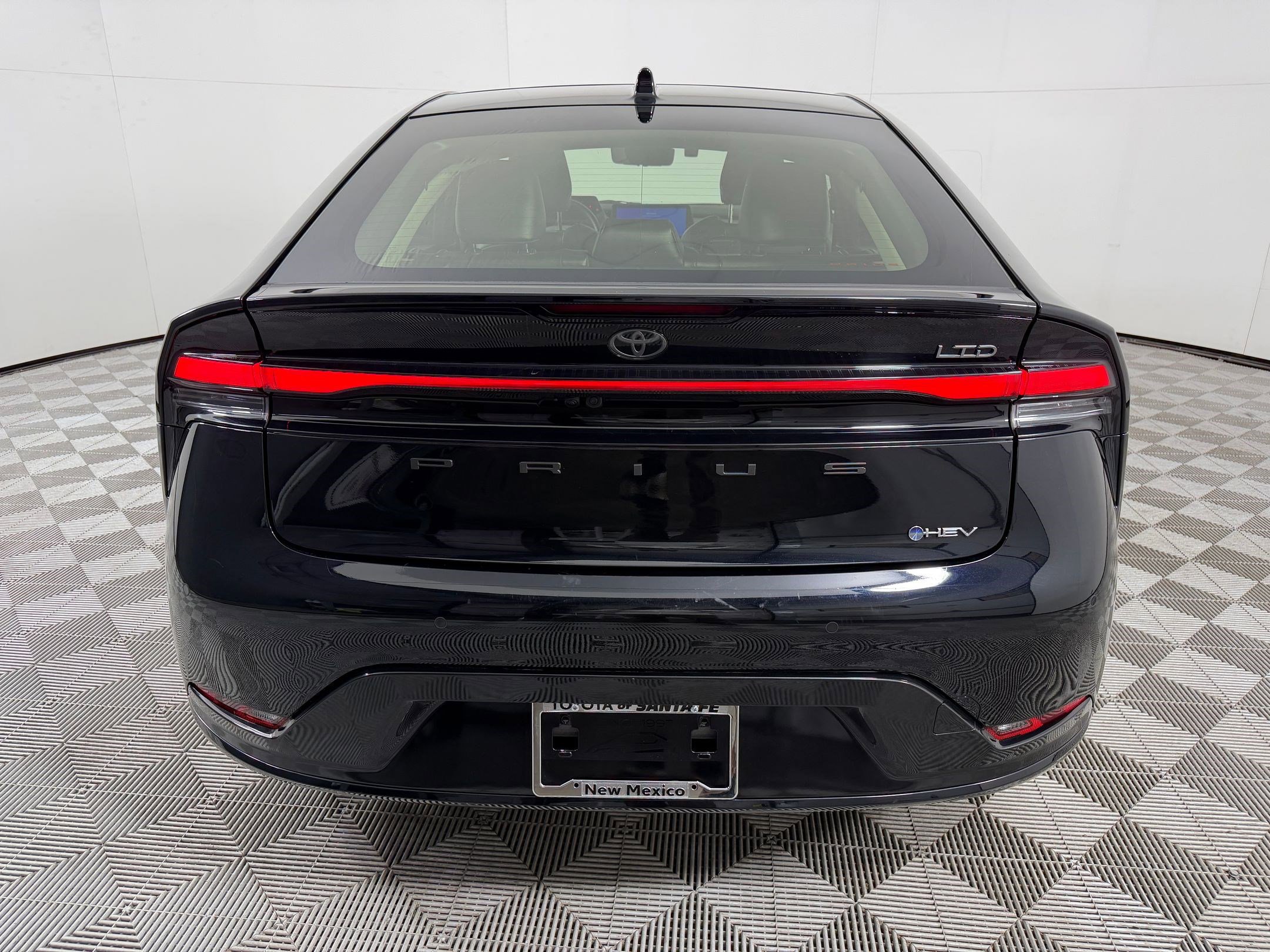 Used 2024 Toyota Prius Limited w/ Limited Premium Package AWD/4WD image 9