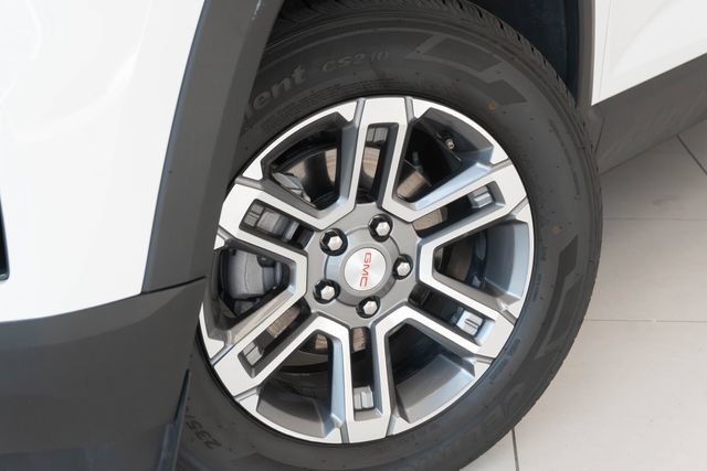 Used 2026 GMC Terrain Elevation FWD image 2