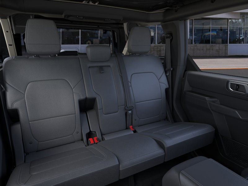 New 2026 Ford Bronco Outer Banks w/ Sasquatch Package image 11