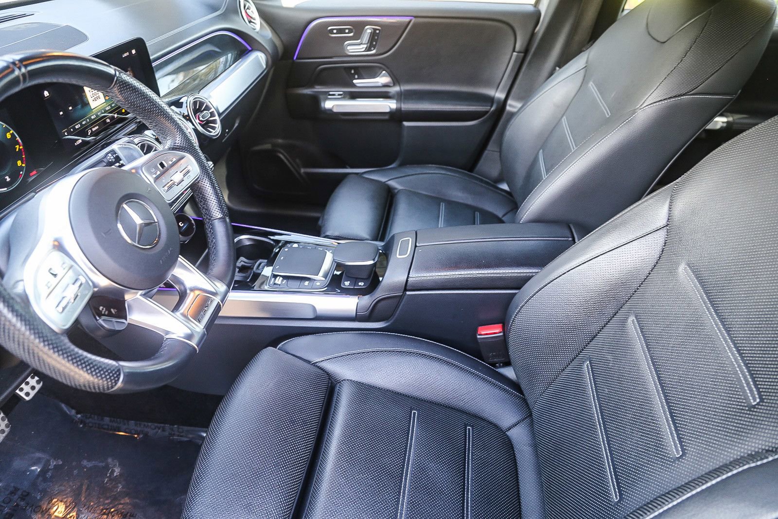 Used 2022 Mercedes-Benz GLB 35 AMG 4MATIC image 16