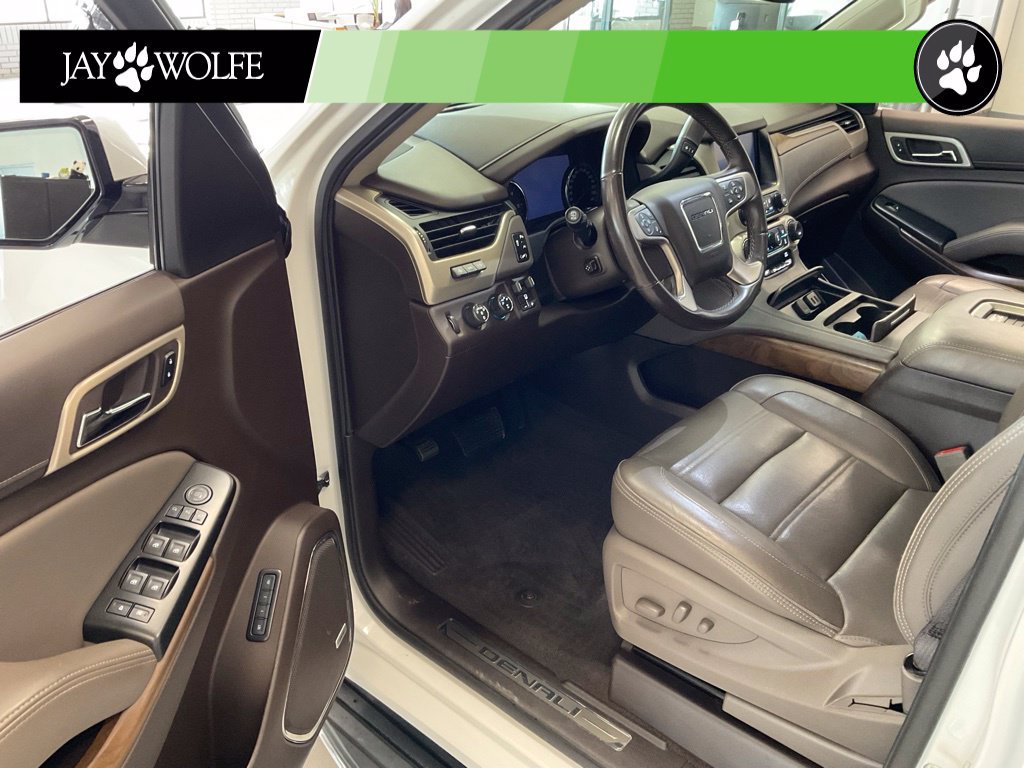 Used 2020 GMC Yukon Denali w/ Open Road Package AWD/4WD image 9