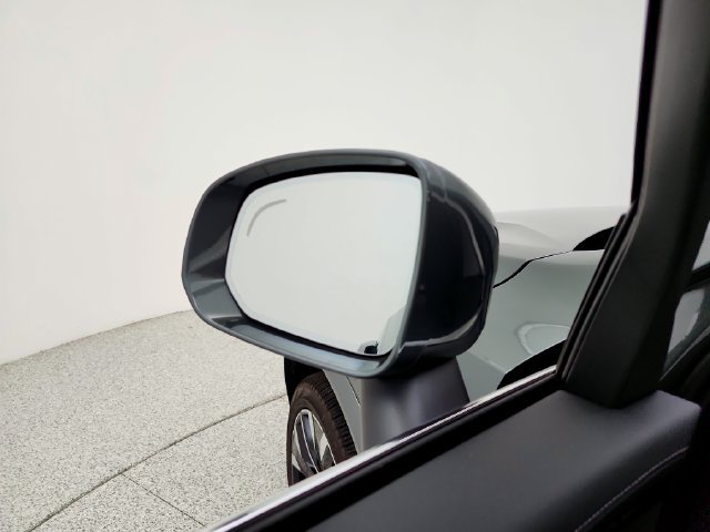 New 2027 Volvo XC90 B6 Plus AWD/4WD image 23