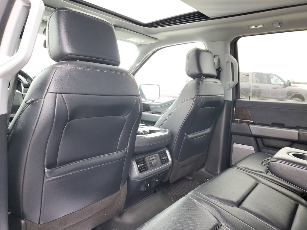 Used 2022 Ford F150 Lariat w/ Equipment Group 502A High image 13