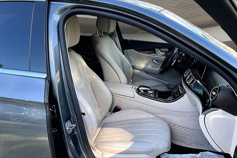 Used 2017 Mercedes-Benz E 300 image 6