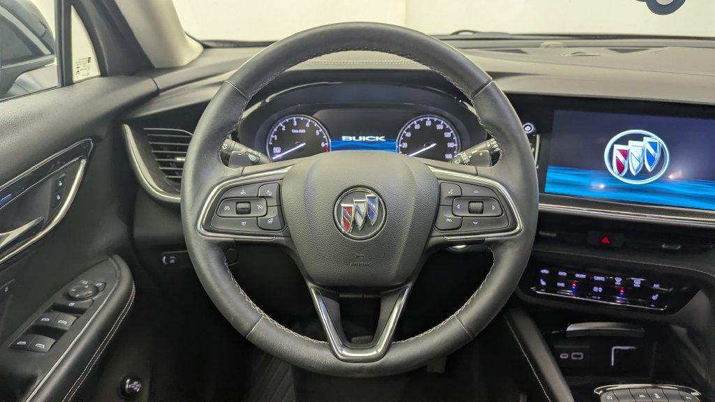 Used 2021 Buick Envision Essence FWD image 10