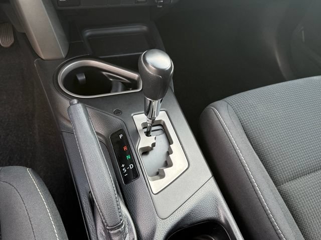 Used 2018 Toyota RAV4 XLE w/ Plus Extra Value Package FWD image 21