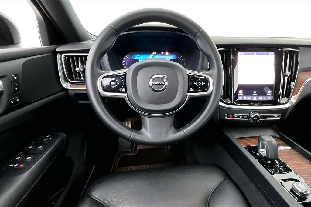 Certified 2023 Volvo S60 B5 Plus w/ Climate Package AWD/4WD image 6