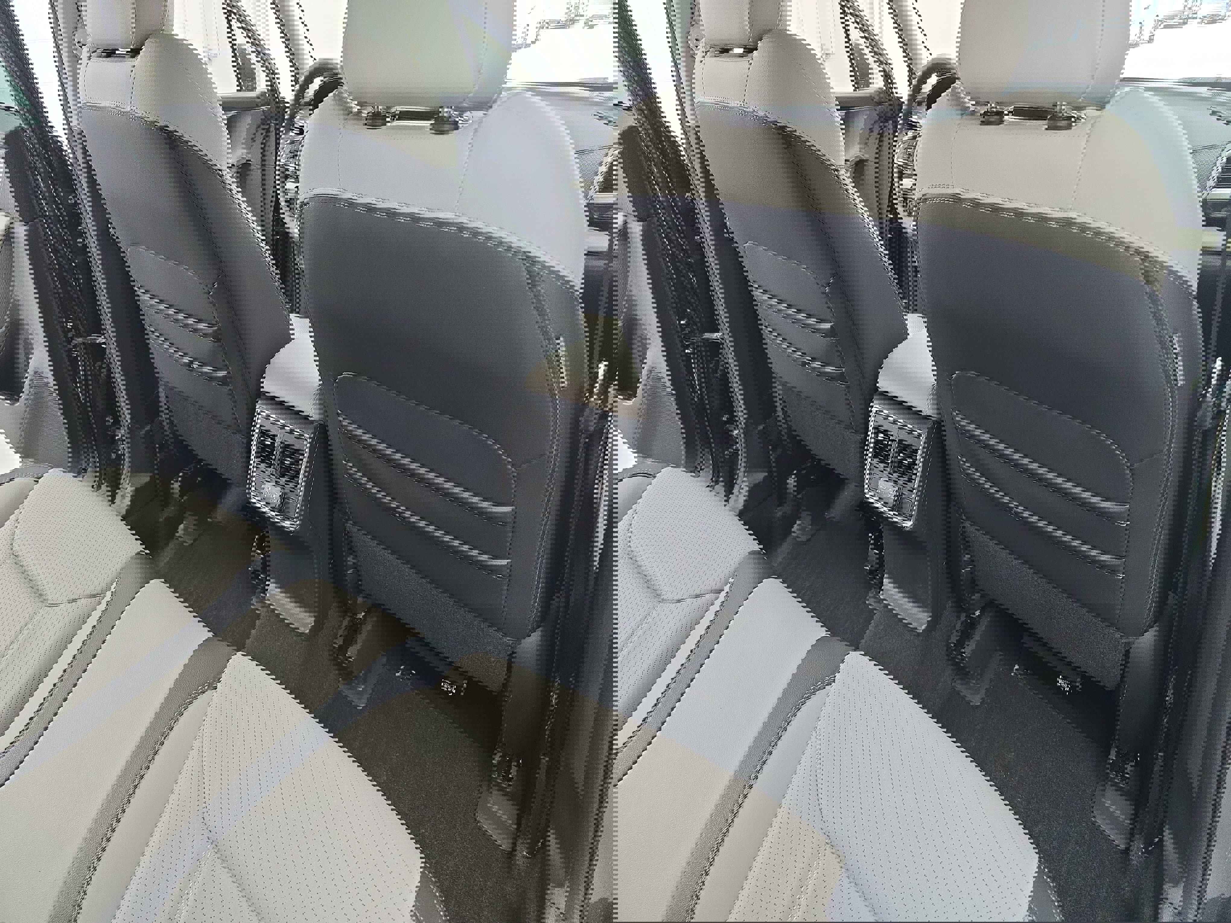 Used 2023 Subaru Forester Limited image 11