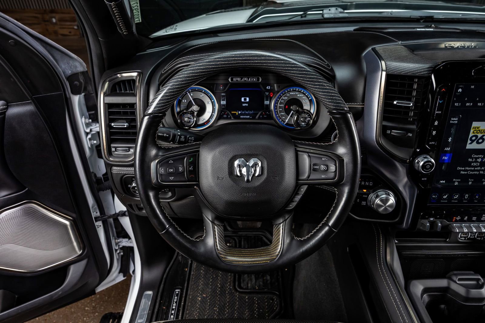 Used 2021 RAM 1500 Limited w/ Night Edition image 19