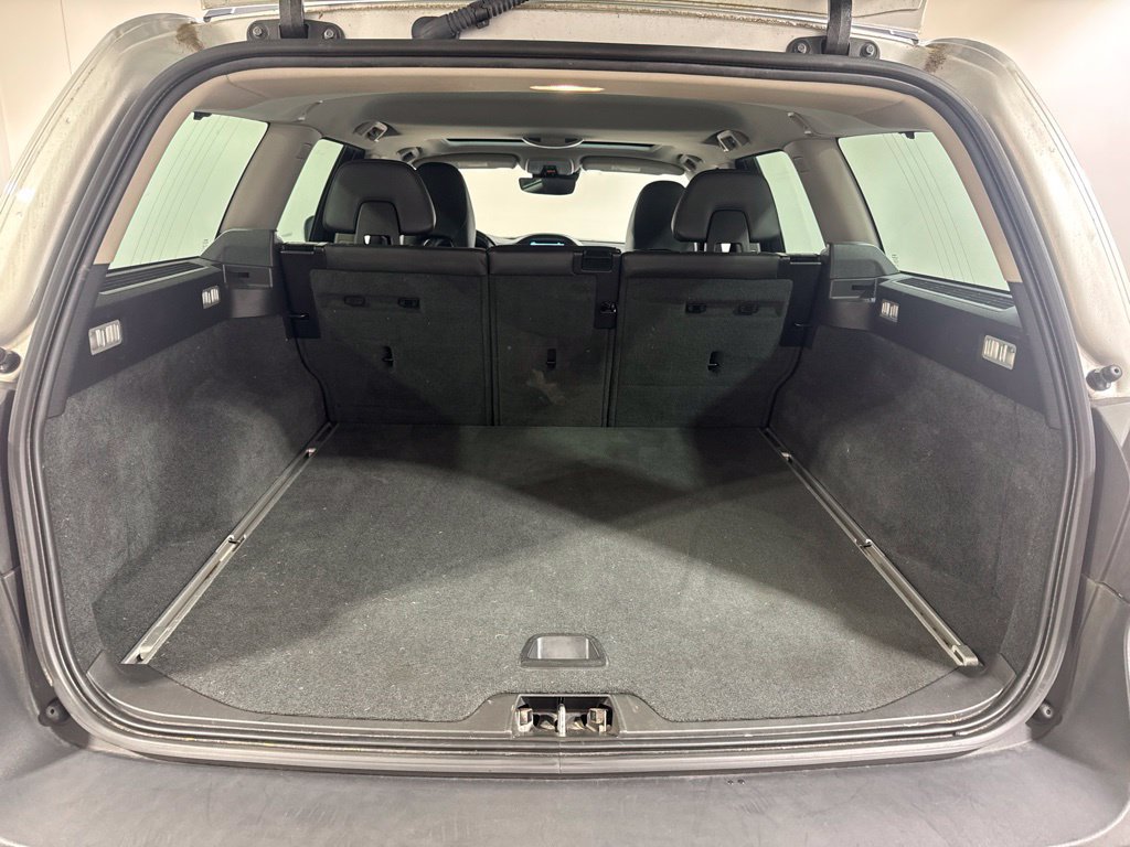 Used 2015 Volvo XC70 3.2 Premier AWD/4WD image 29