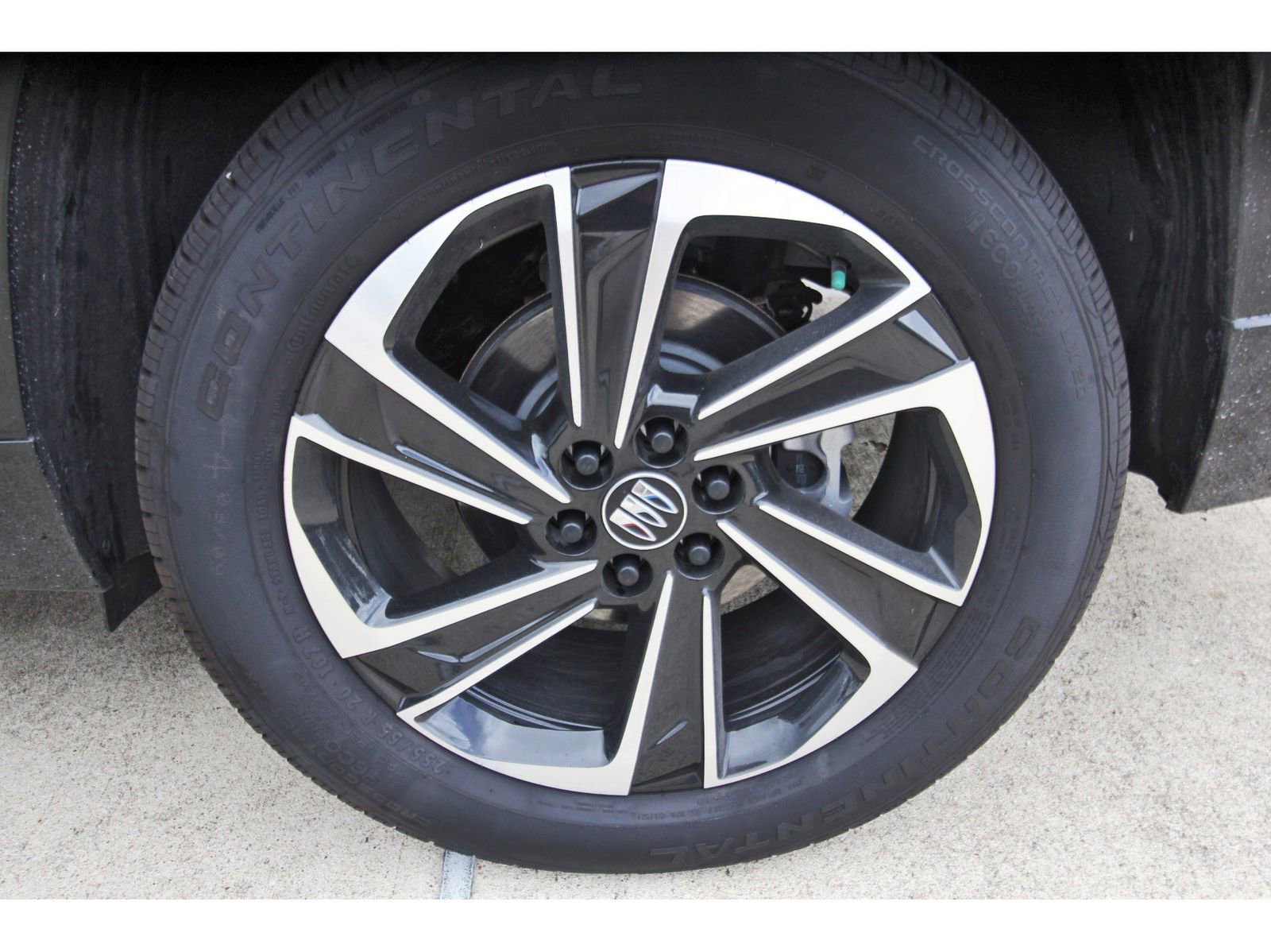 Used 2026 Buick Enclave Sport Touring w/ Power Package FWD image 29