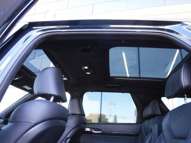 Used 2024 Hyundai Palisade Calligraphy image 14