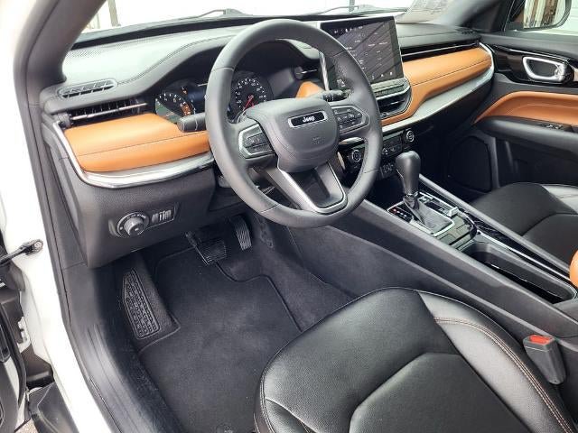 Used 2024 Jeep Compass Limited AWD/4WD image 13
