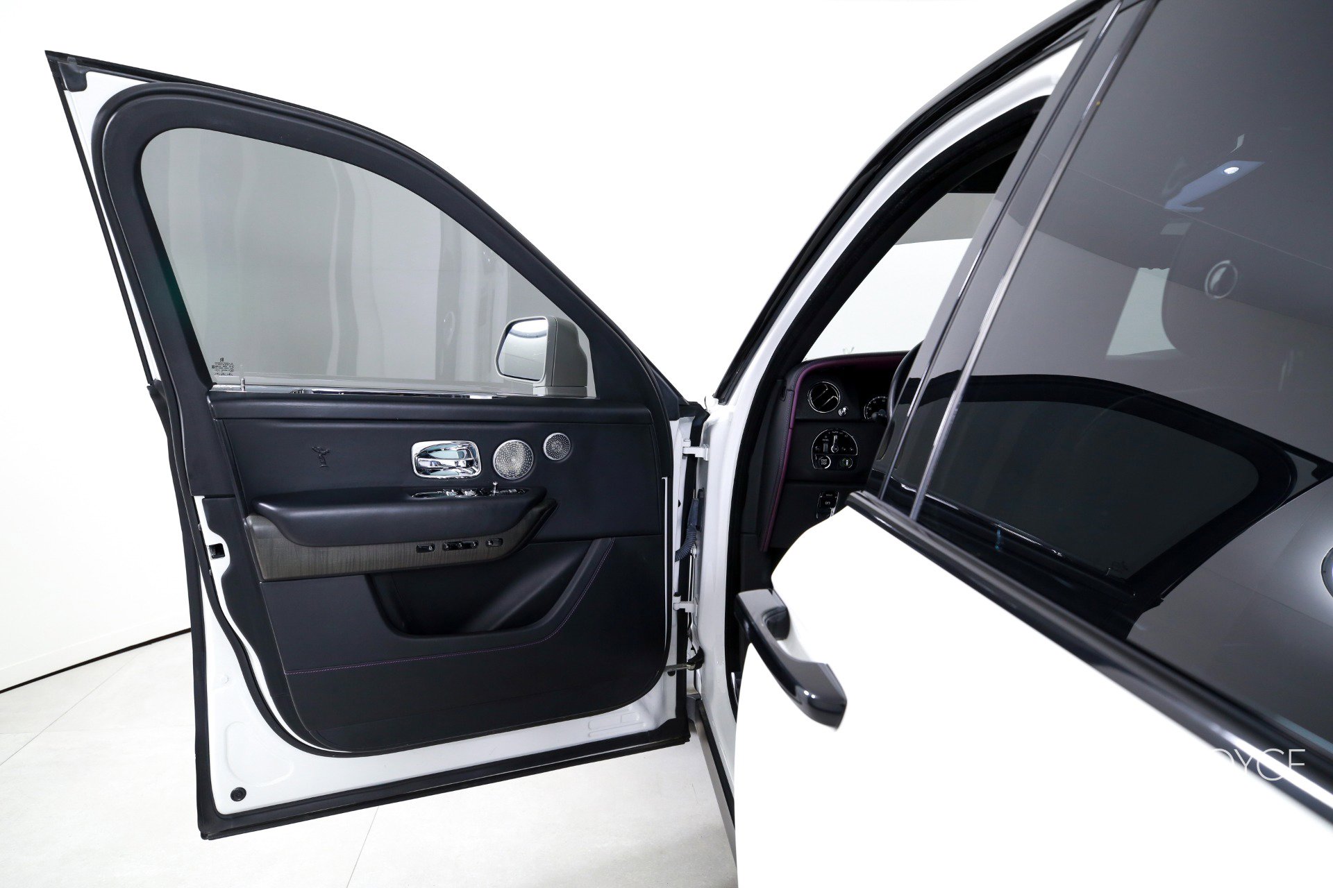 Used 2019 Rolls-Royce Cullinan image 11