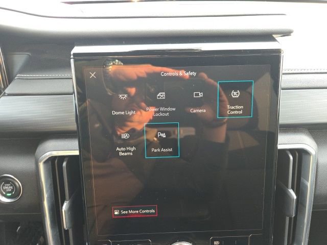 Certified 2025 GMC Acadia Elevation image 32