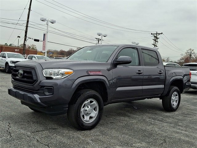 Used 2021 Toyota Tacoma SR image 3