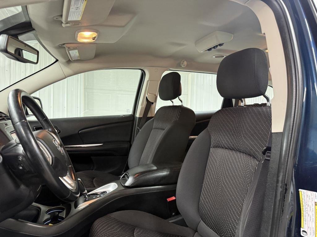 Used 2014 Dodge Journey American Value Package w/ Flexible Seating Group FWD image 9