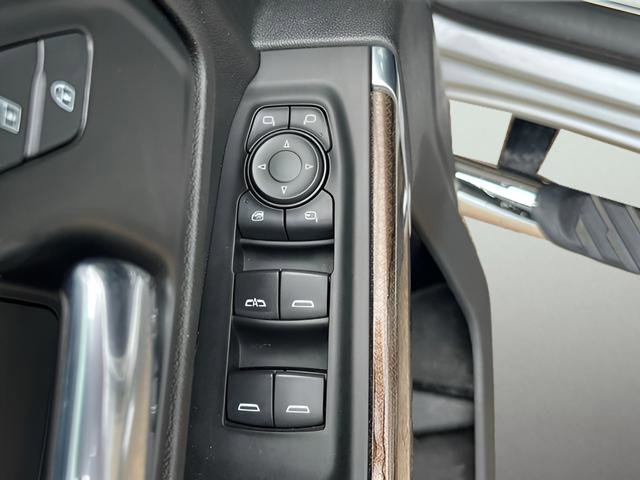 Used 2020 Chevrolet Silverado 2500 LT w/ Texas Edition AWD/4WD image 13