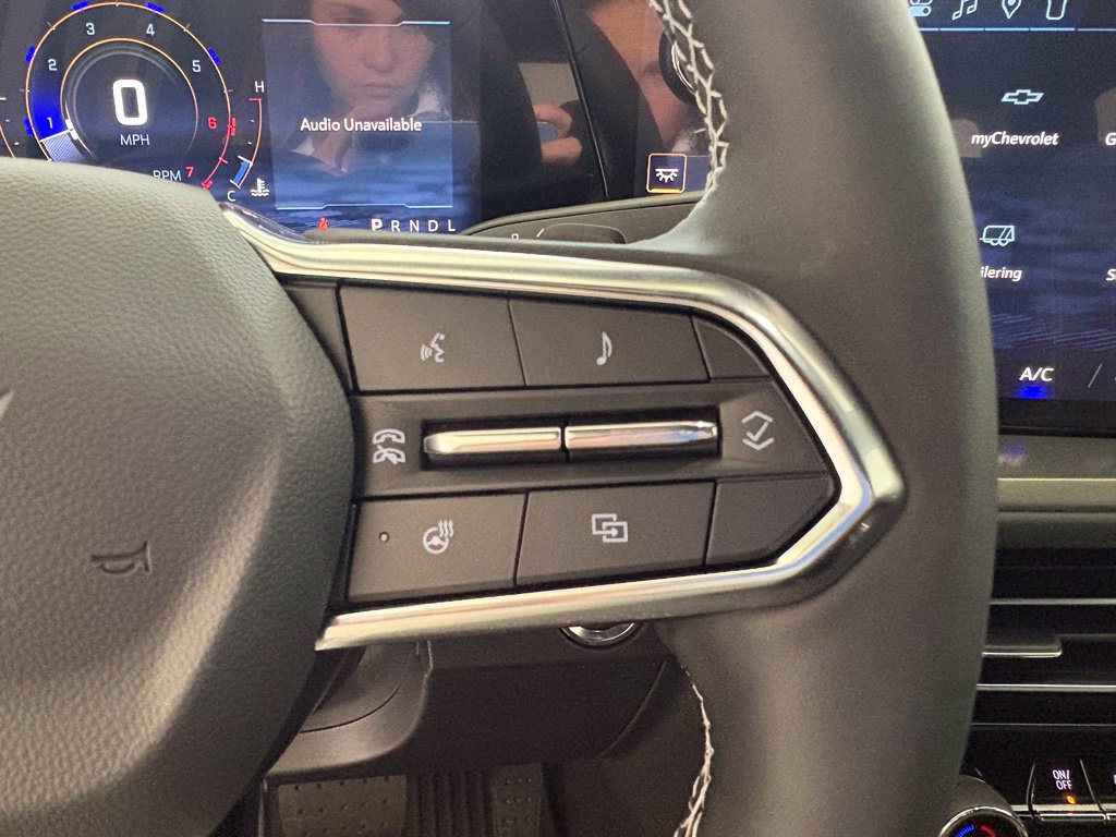 New 2027 Chevrolet Traverse LT FWD image 5