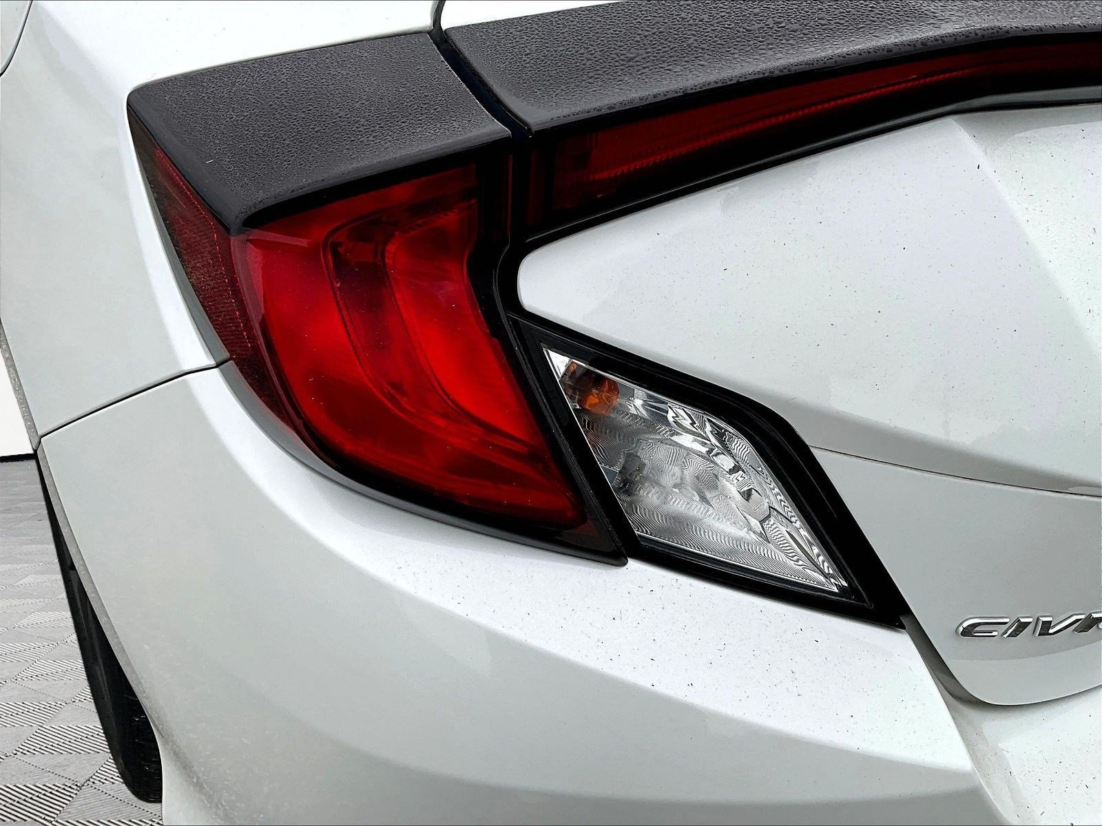Used 2020 Honda Civic EX image 21