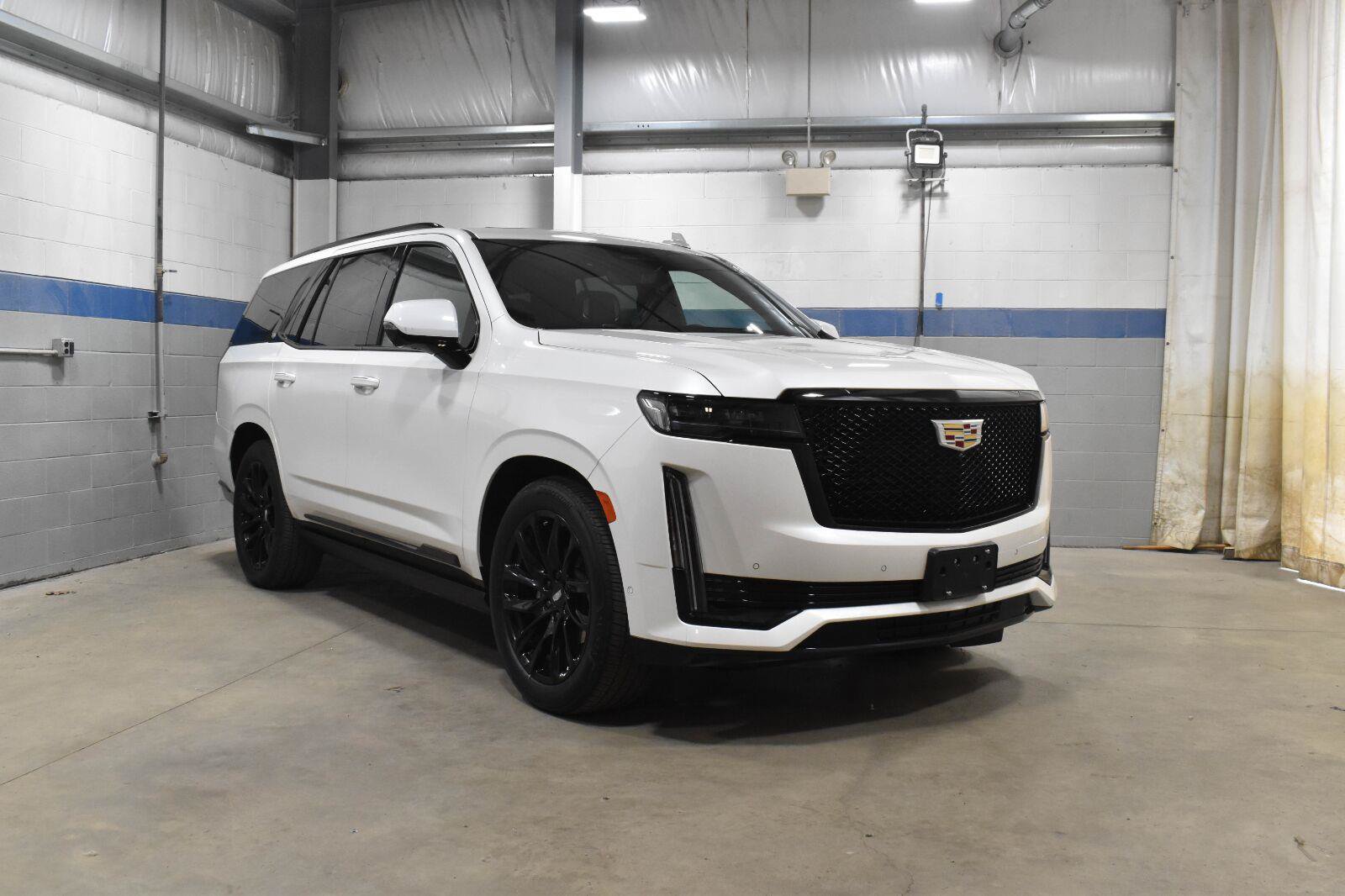 Used 2021 Cadillac Escalade Sport Platinum AWD/4WD image 30