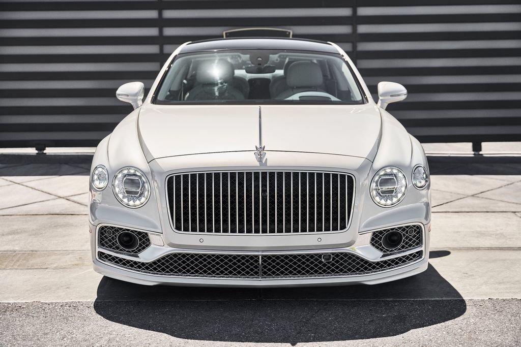 Used 2022 Bentley Flying Spur W12 AWD/4WD image 14