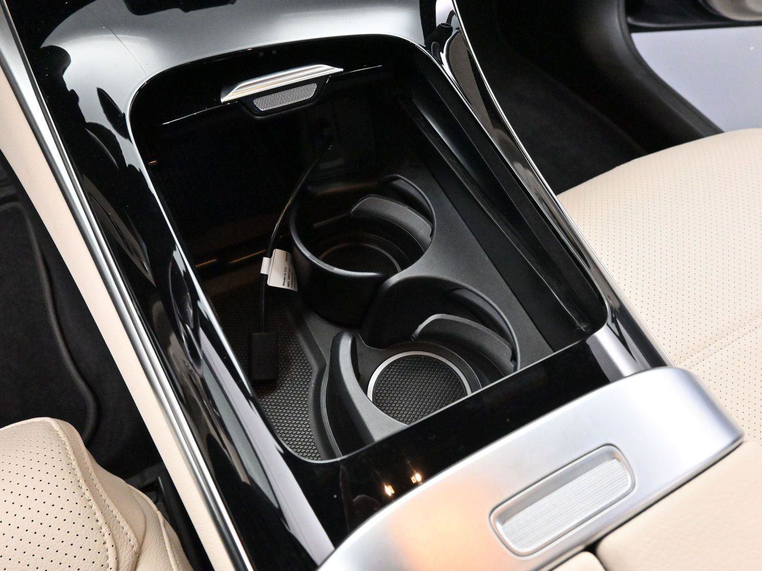 Used 2024 Mercedes-Benz GLC 300 4MATIC image 20