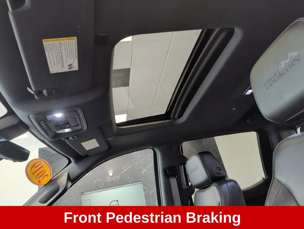 Used 2019 Chevrolet Silverado 1500 High Country w/ Technology Package AWD/4WD image 35