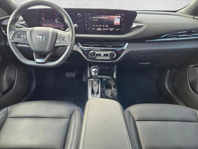 Used 2025 Buick Envista Sport Touring image 16