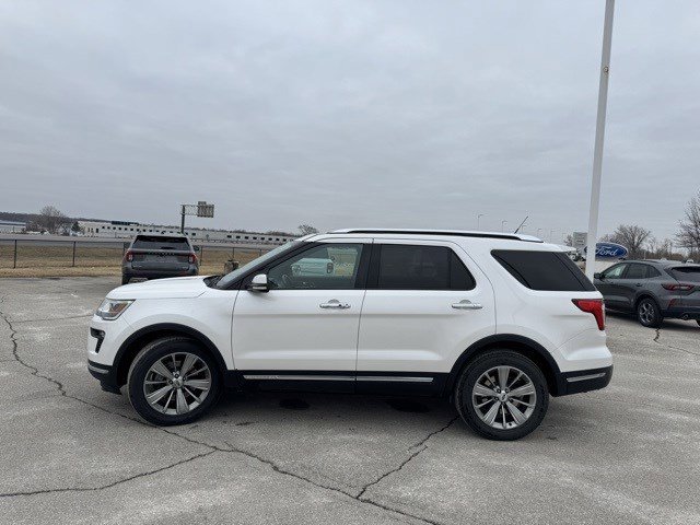 Used 2018 Ford Explorer Limited image 6