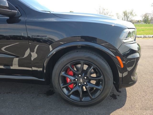 Used 2024 Dodge Durango R/T w/ Tow 'N Go Package AWD/4WD image 4