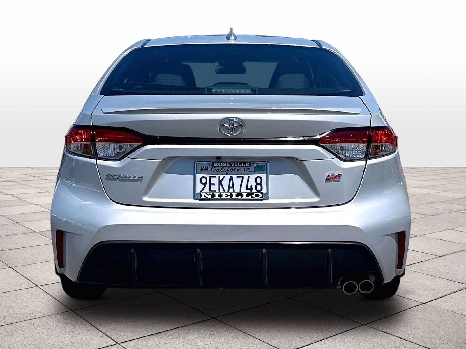Used 2023 Toyota Corolla SE FWD image 7