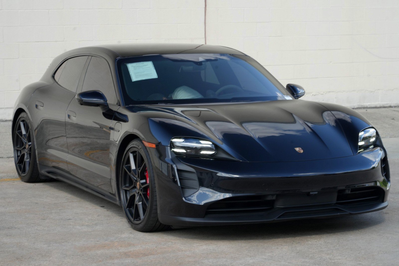 Used 2024 Porsche Taycan GTS AWD/4WD image 58