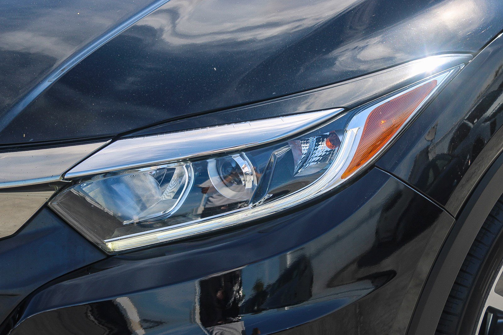 Used 2021 Honda HR-V EX image 5